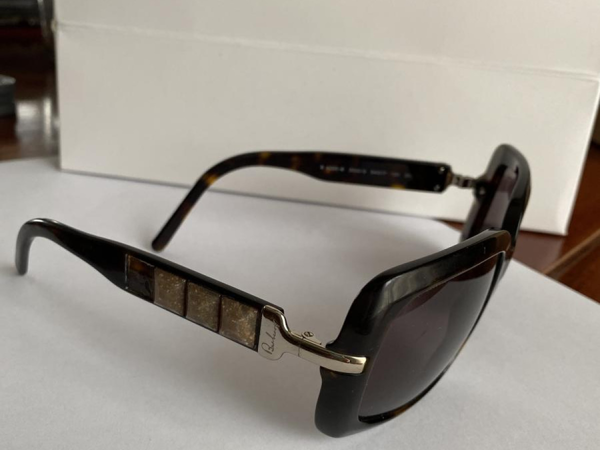 Burberry - b4020-b