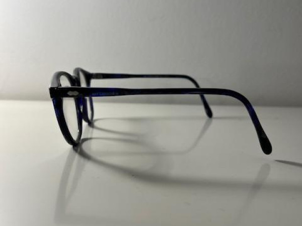 GUY LAROCHE - GL COLLEGE II