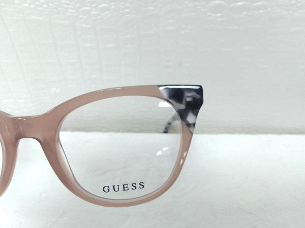 GUESS - GU2675