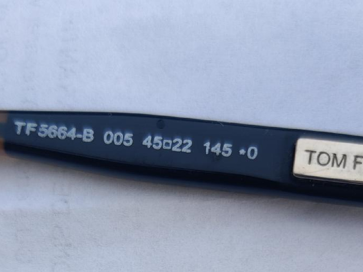 Tom Ford - TF5664