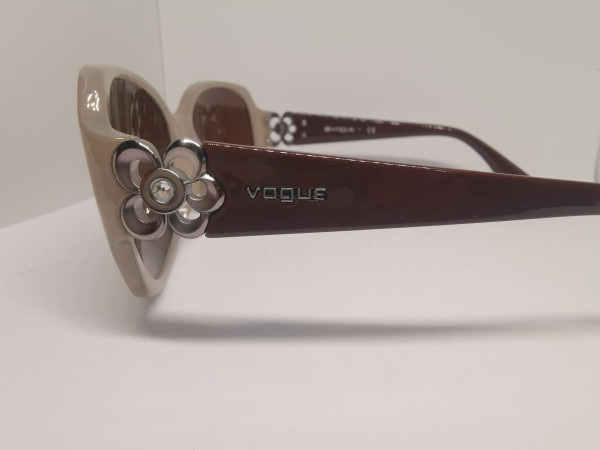 VOGUE-VO 2778