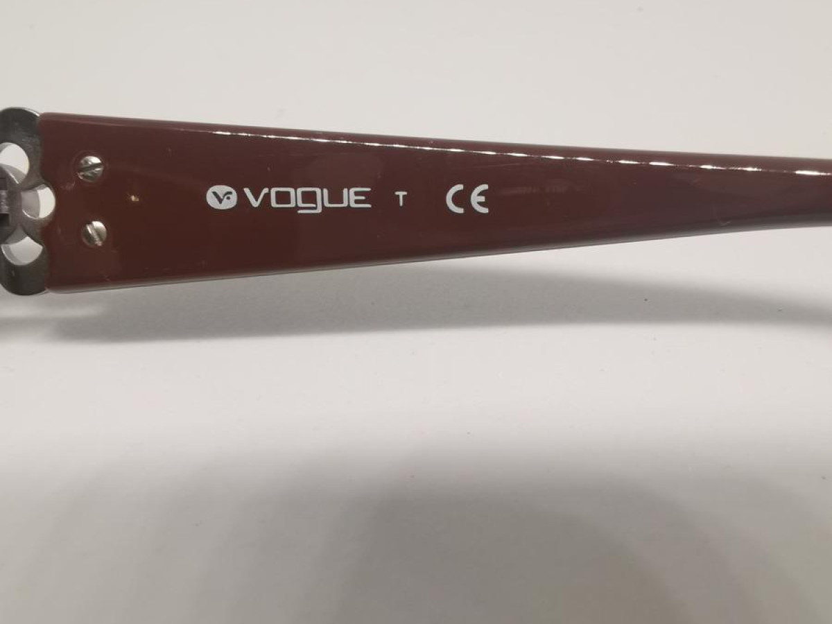 VOGUE-VO 2778