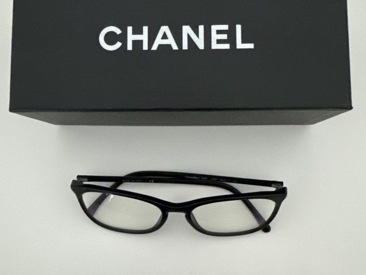CHANEL - 3281