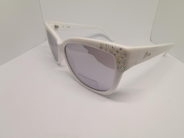 GUESS-GU7140