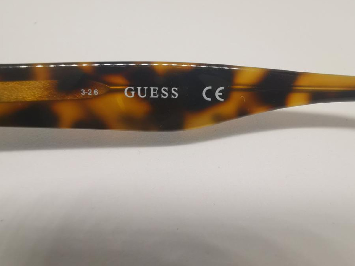 GUESS GU7476