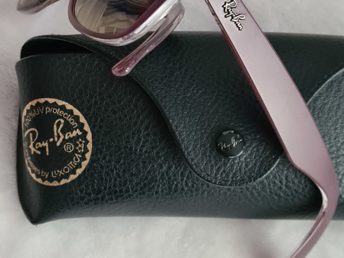 Ray Ban RB2132