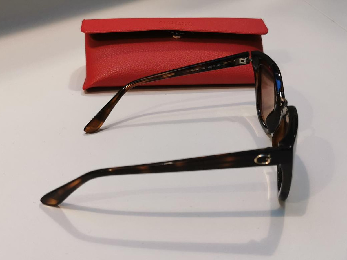 guess - GU7541