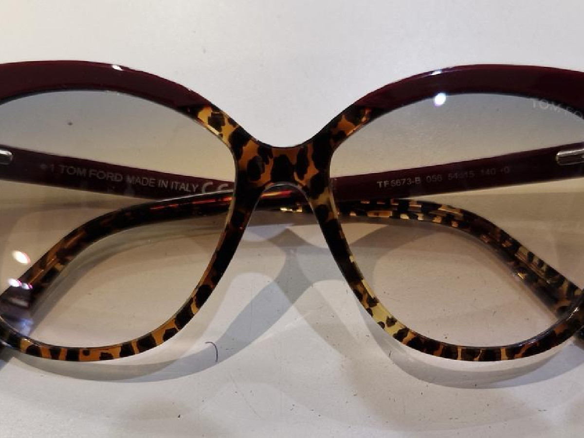 TOM FORD - TF5673b 056