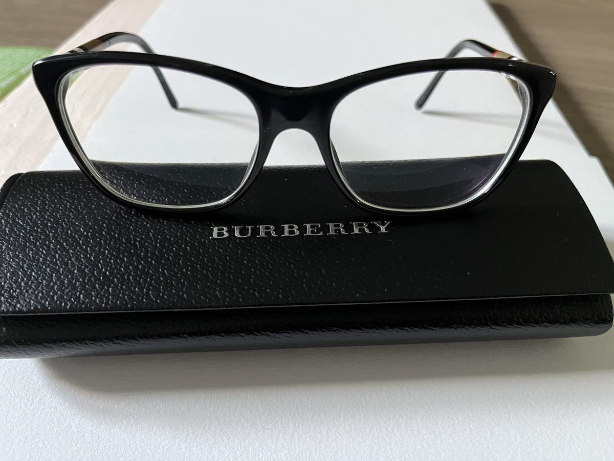 BURBERRY - B2141