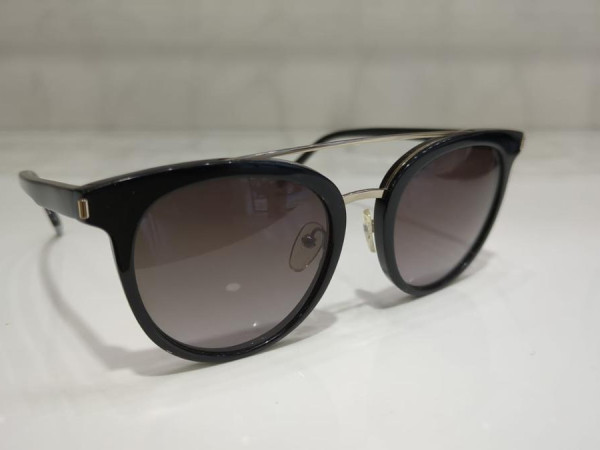 Calvin Klein 4352S