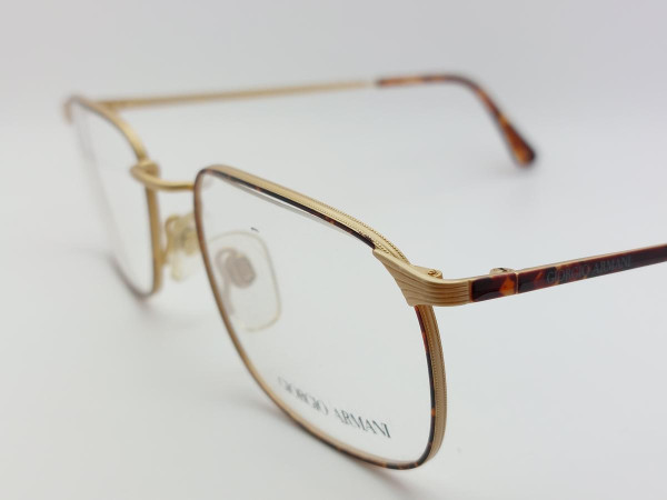 GIORGIO ARMANI - 140