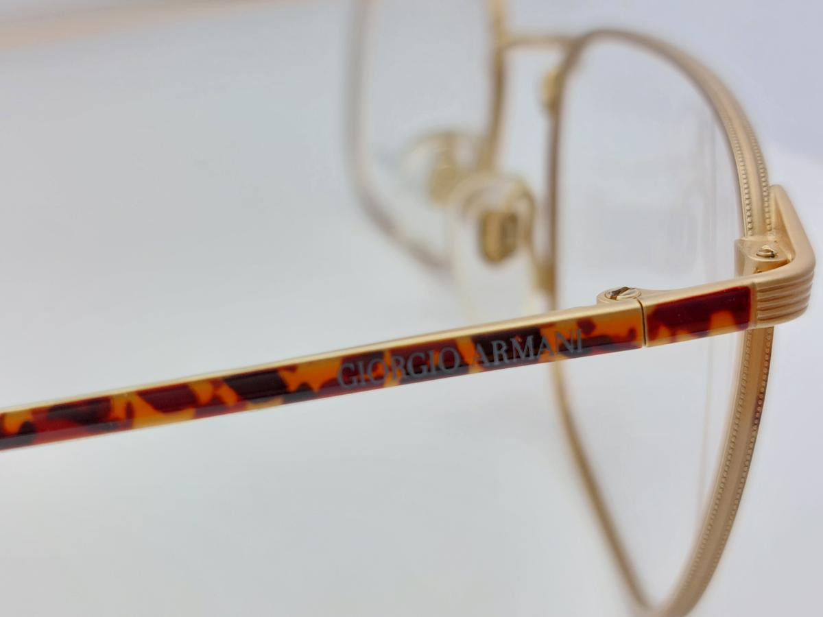 GIORGIO ARMANI - 140