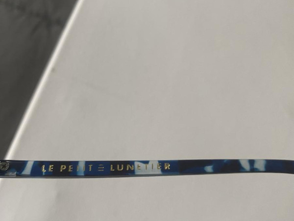 LE PETIT LUNETIER - Jim.H