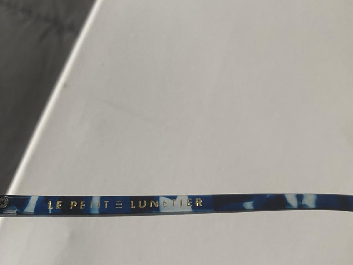 LE PETIT LUNETIER - Jim.H