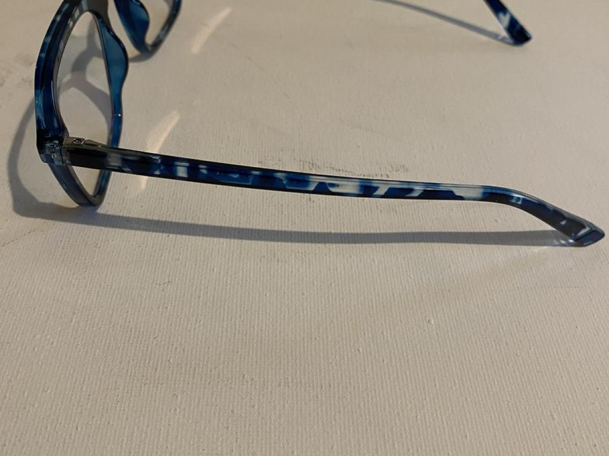 LE PETIT LUNETIER - Jim.H