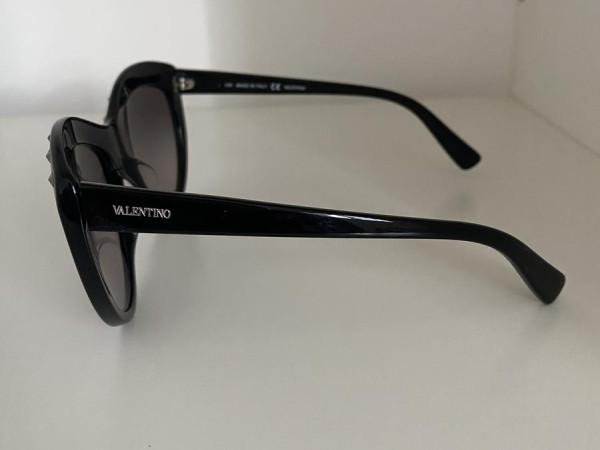 Valentino - V651S