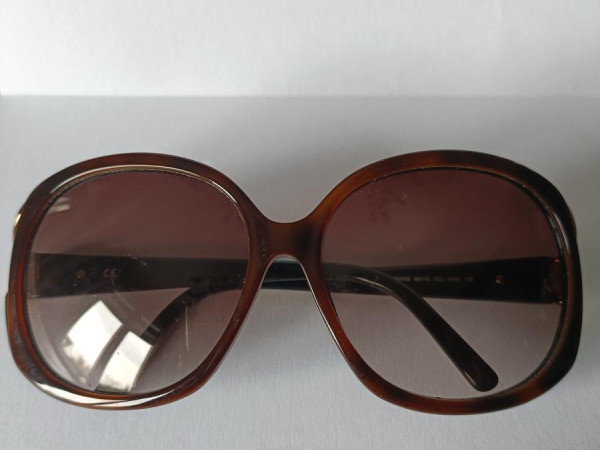 Givenchy-SGV762