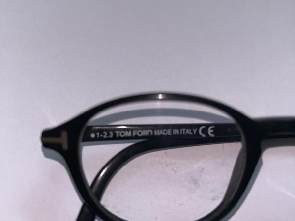 TOM Ford - tf5150