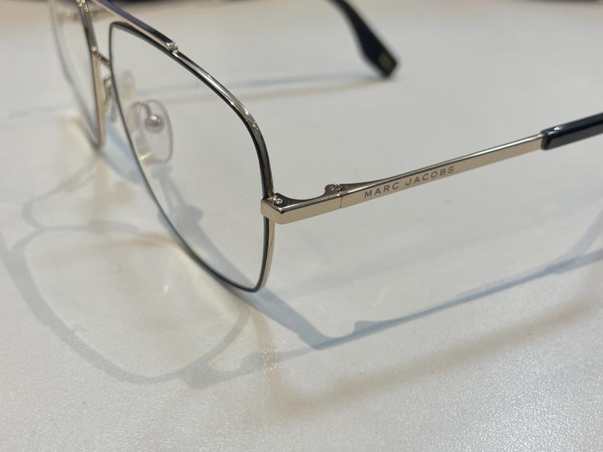 MARC JACOBS - 271 RHL 140