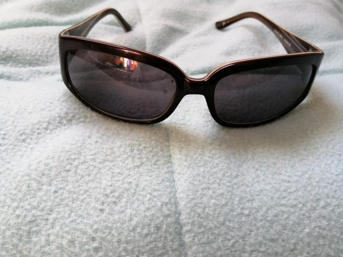 GUESS - GU6112