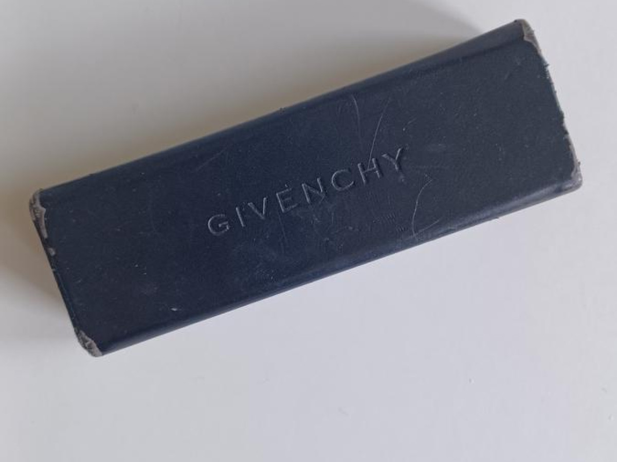 GIVENCHY - VGV860