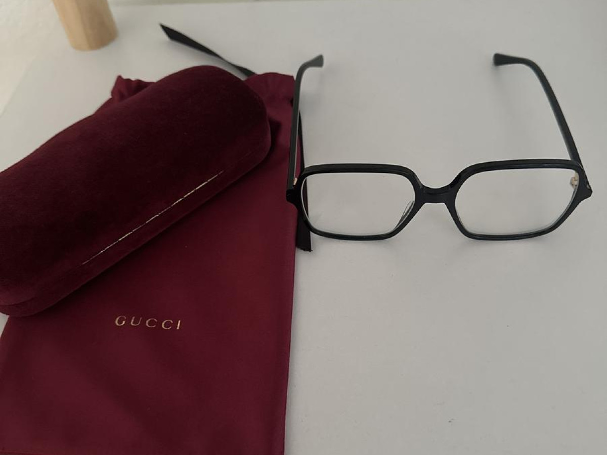 Gucci10030