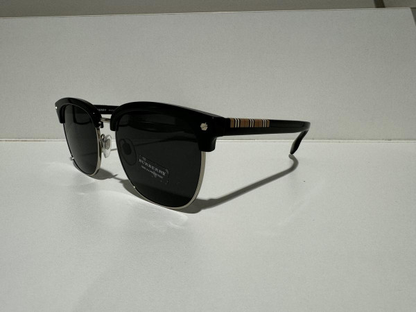 Burberry - B4317