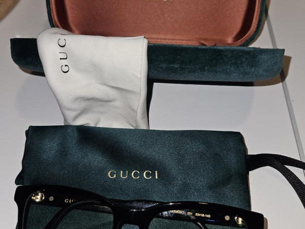 Gucci -GG08260