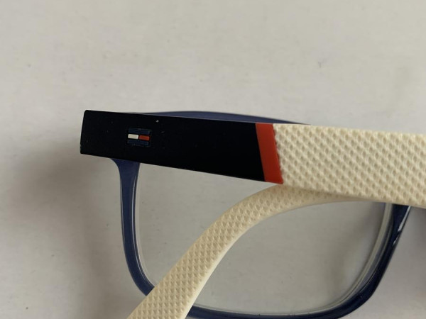 Tommy hilfiger  - TH1282