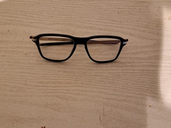 Oakley - ox8166