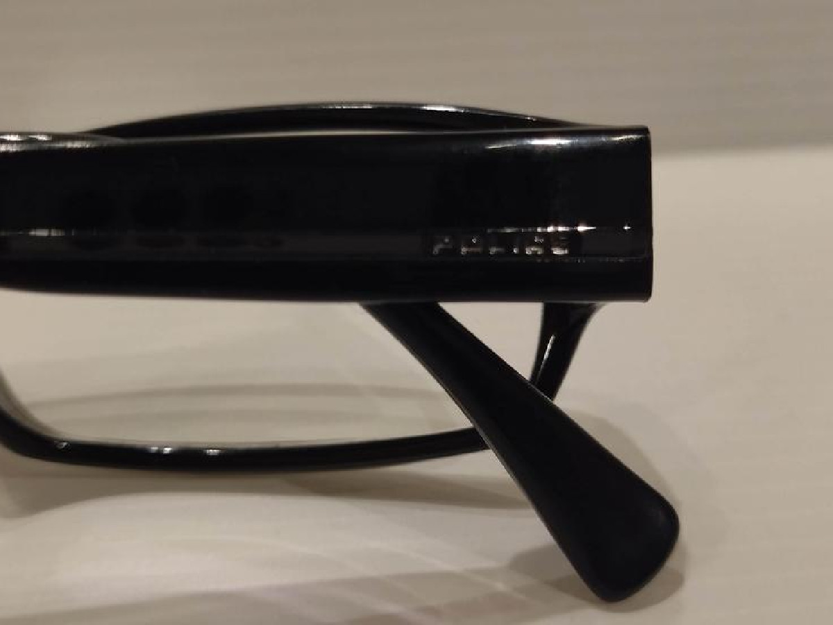 Police - V1700 col.0700 140