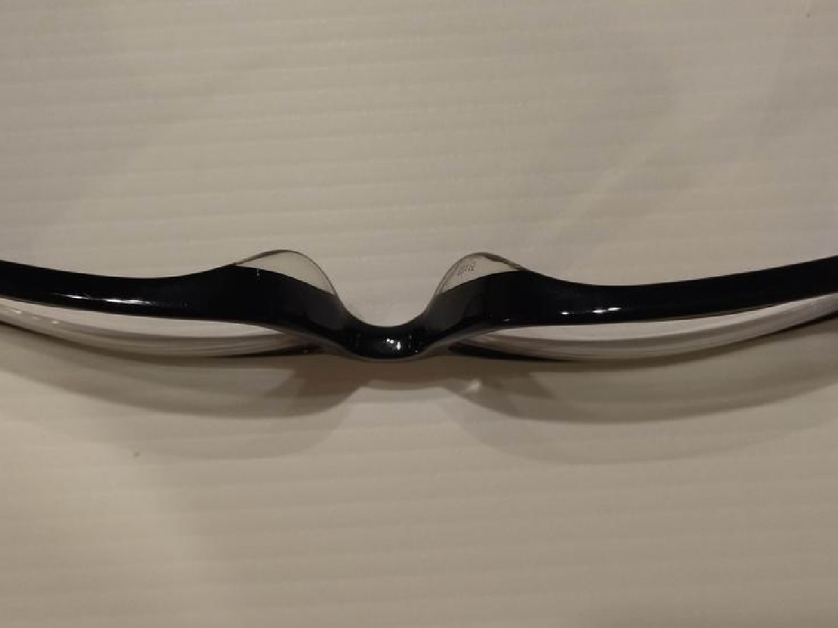 Police - V1700 col.0700 140