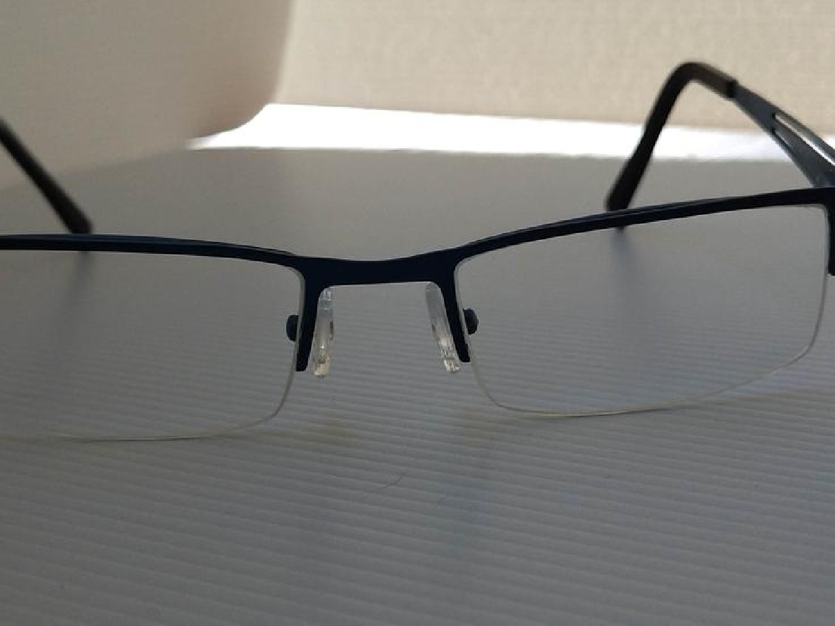 IN style ISH 05 CO4 52 19 140