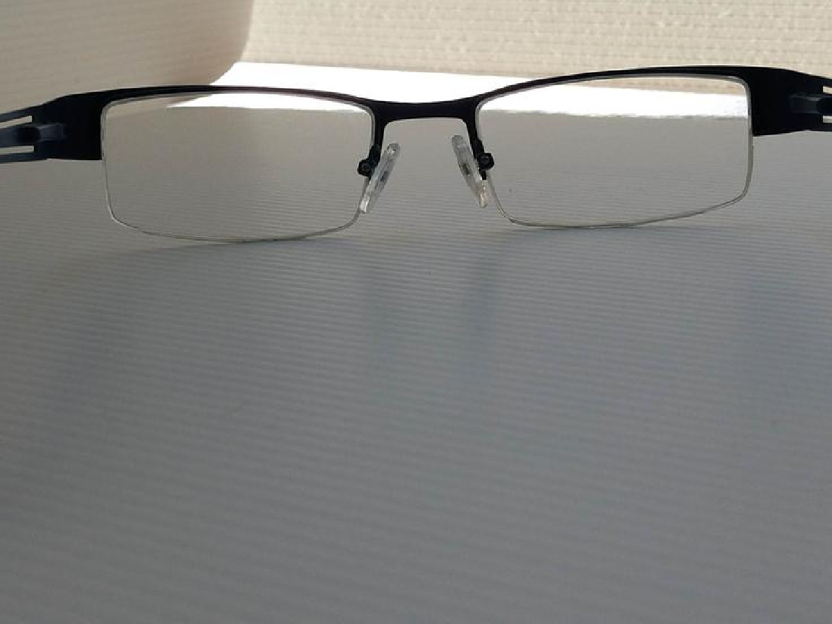 IN style ISH 05 CO4 52 19 140