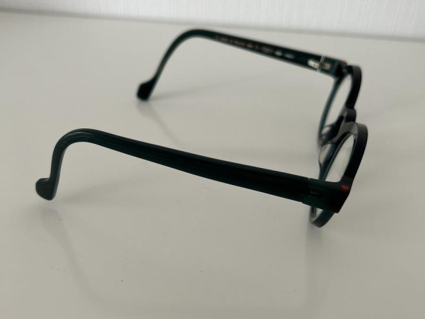 Anne & Valentin - D TECT 1451