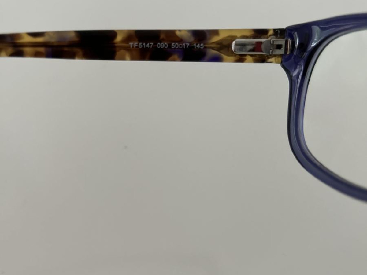 TOM FORD - TF5147