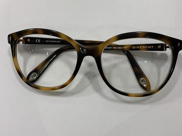 GIVENCHY - VGV907