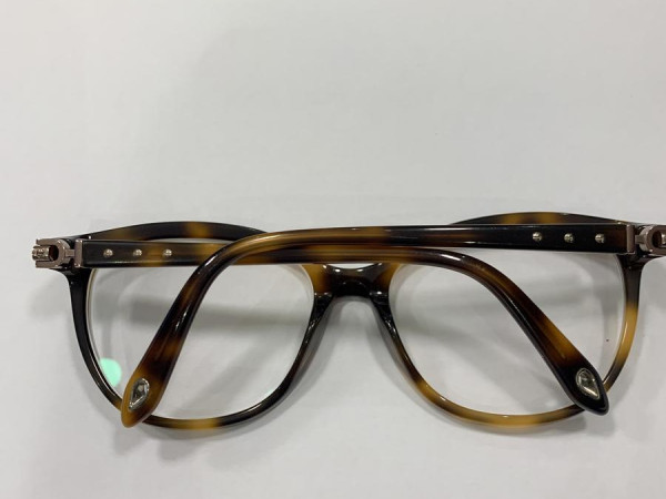 GIVENCHY - VGV907