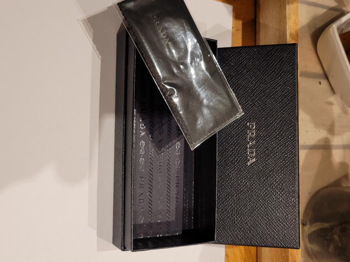 PRADA - VPR61X Neuve