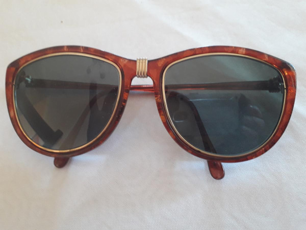 CHRISTIAN DIOR - 2557