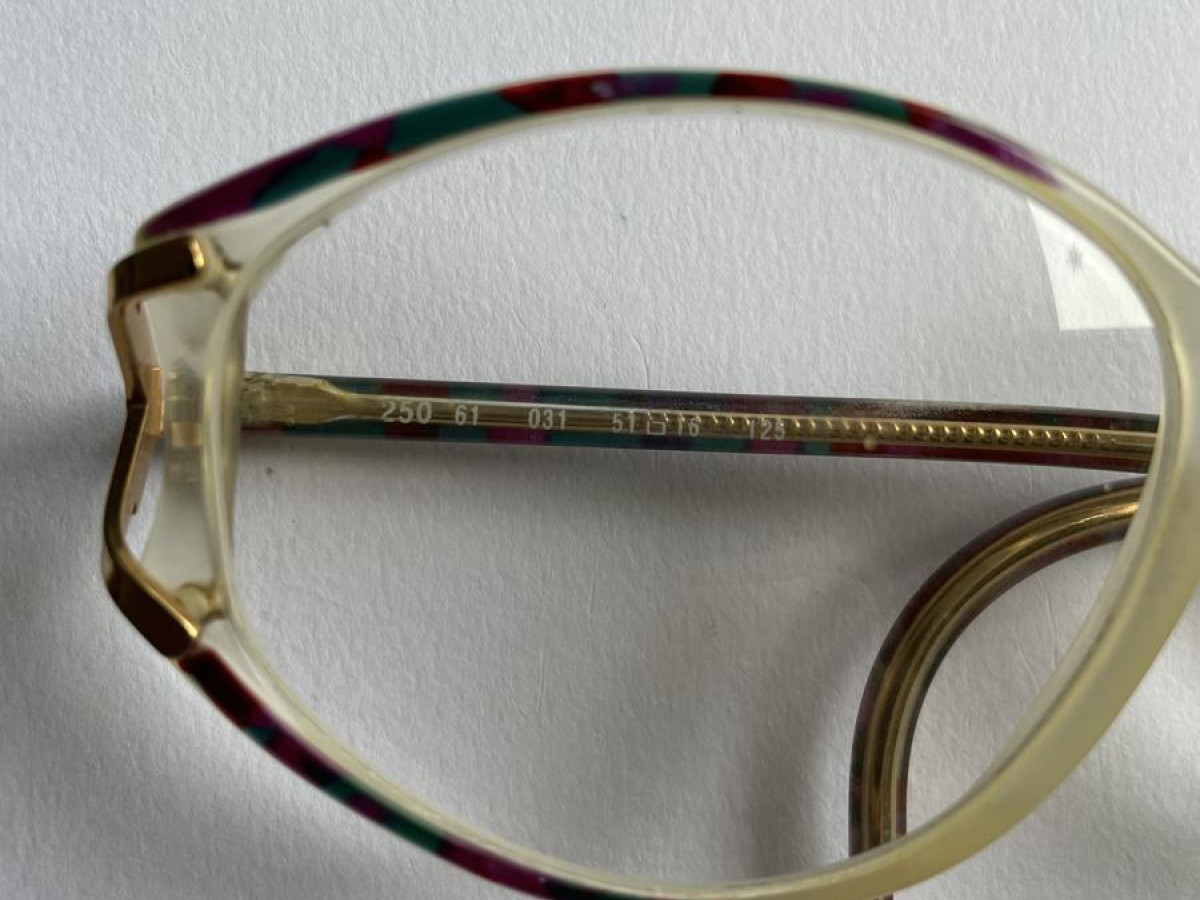 Essilor
