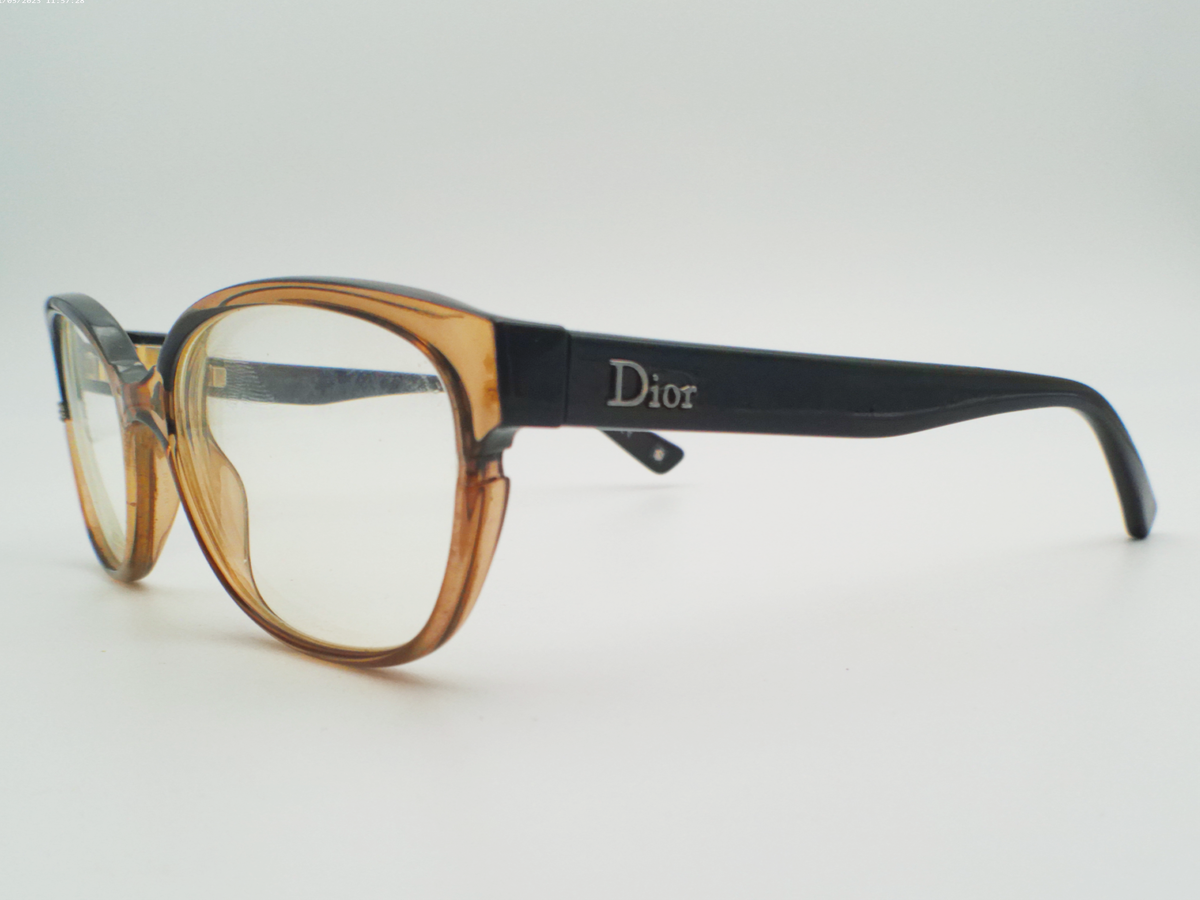 Christian dior ✨ Christian Dior Technical Mesh Calfskin B22 White Black Green