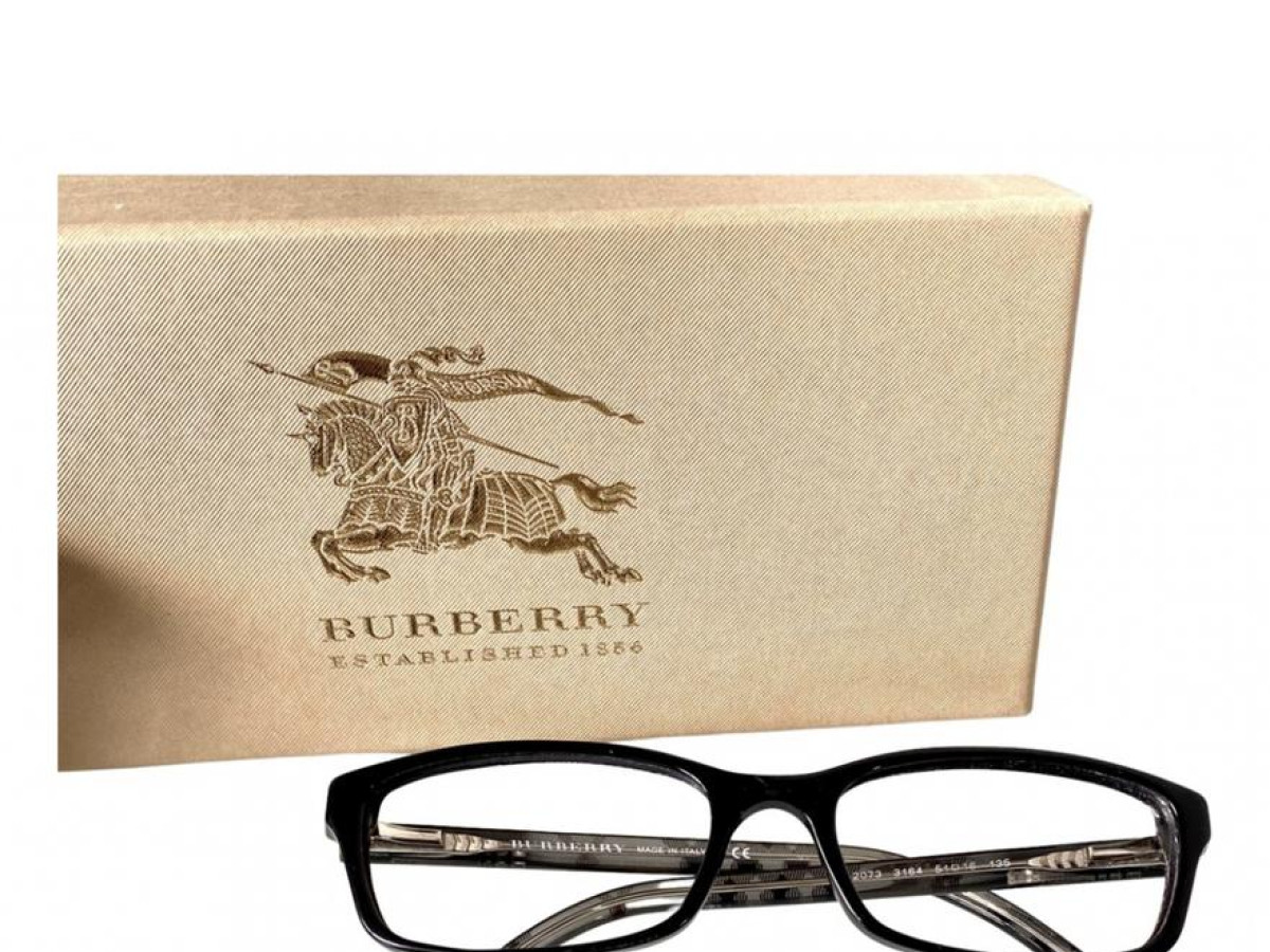 Burberry - B2073