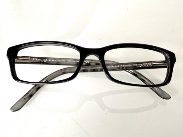 Burberry - B2073