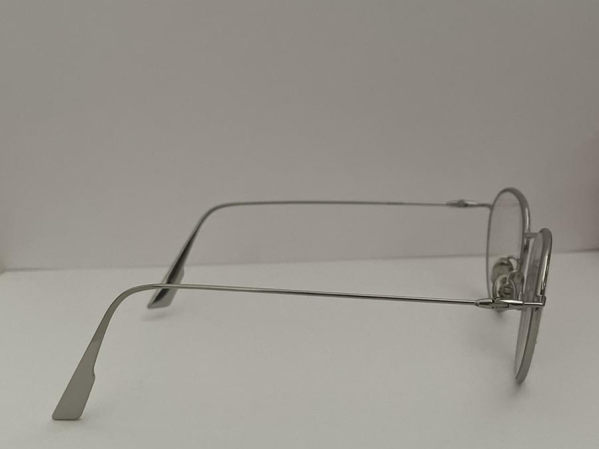 Christian Dior - 010