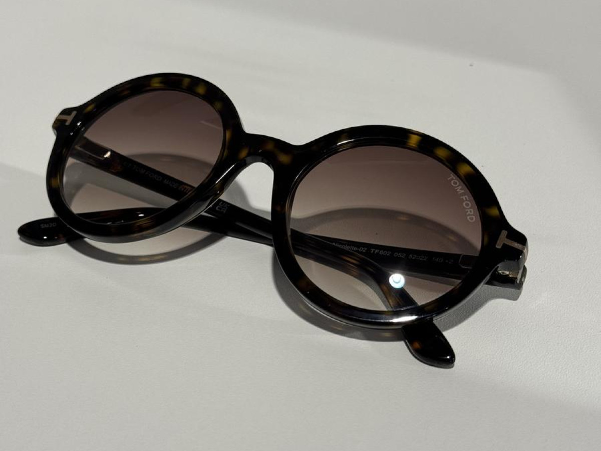 TOM FORD - TF602