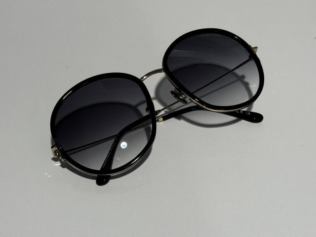 Tom Ford - FT0946