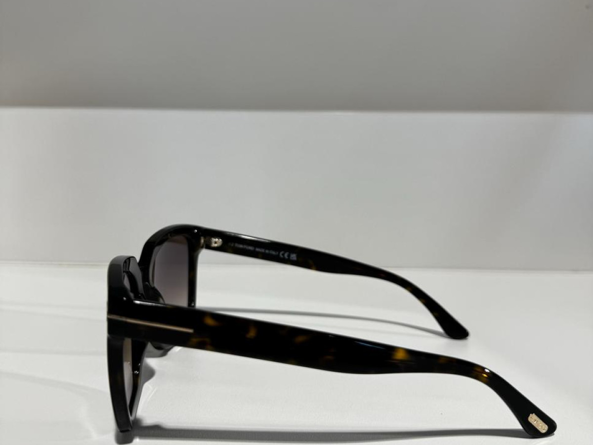 TOM FORD - FT952