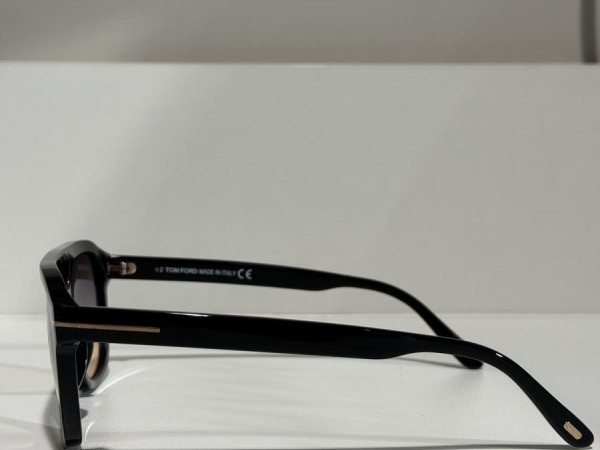 TOM FORD - TF776