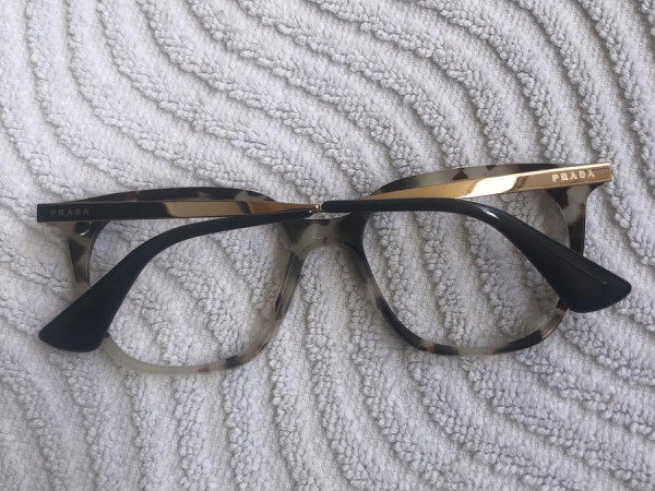 Prada - VPR11T